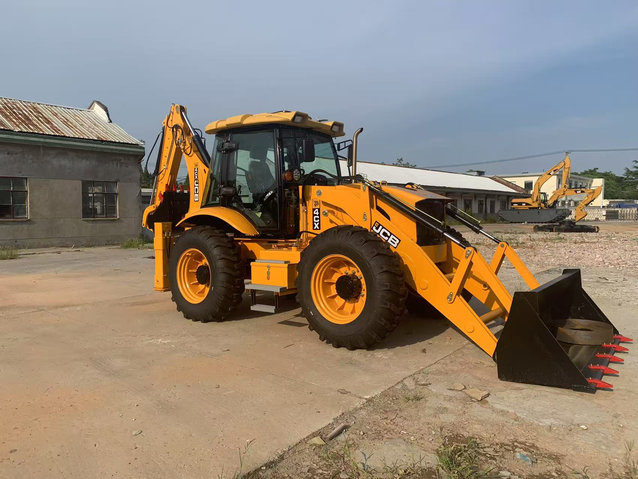 JCB 4x4 Backhoe Loader 4CX, 3CX Brand New Condition - Багер-товарач: снимка 5 JCB 4x4 Backhoe Loader 4CX, 3CX Brand New Condition - Багер-товарач: снимка 5