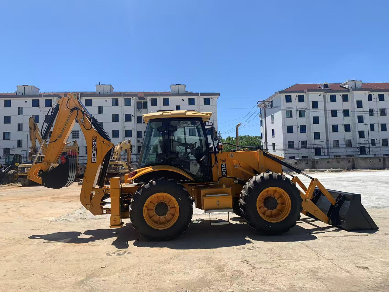 JCB Backhoe Loader 4CX, 4DX Good Price on Sale - Багер-товарач: снимка 2 JCB Backhoe Loader 4CX, 4DX Good Price on Sale - Багер-товарач: снимка 2