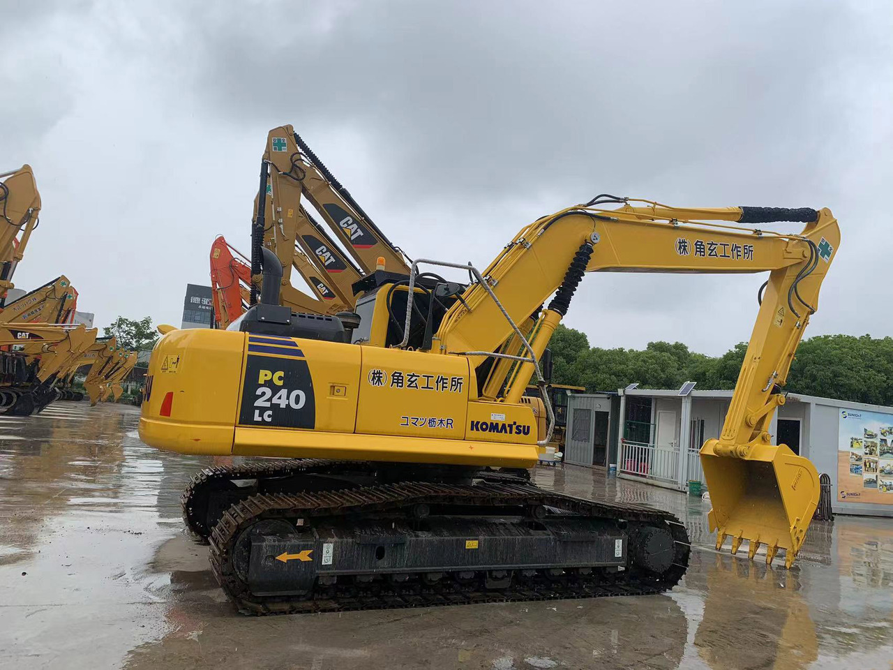 Komatsu Excavator PC240 Secondhand Japanse Construction Machinery - Верижен багер: снимка 2 Komatsu Excavator PC240 Secondhand Japanse Construction Machinery - Верижен багер: снимка 2