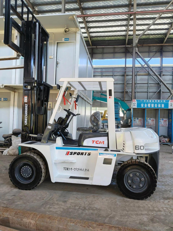 TCM Forklift Truck Secondhand 6 ton Diesel Forklift - Дизелов мотокар: снимка 2 TCM Forklift Truck Secondhand 6 ton Diesel Forklift - Дизелов мотокар: снимка 2