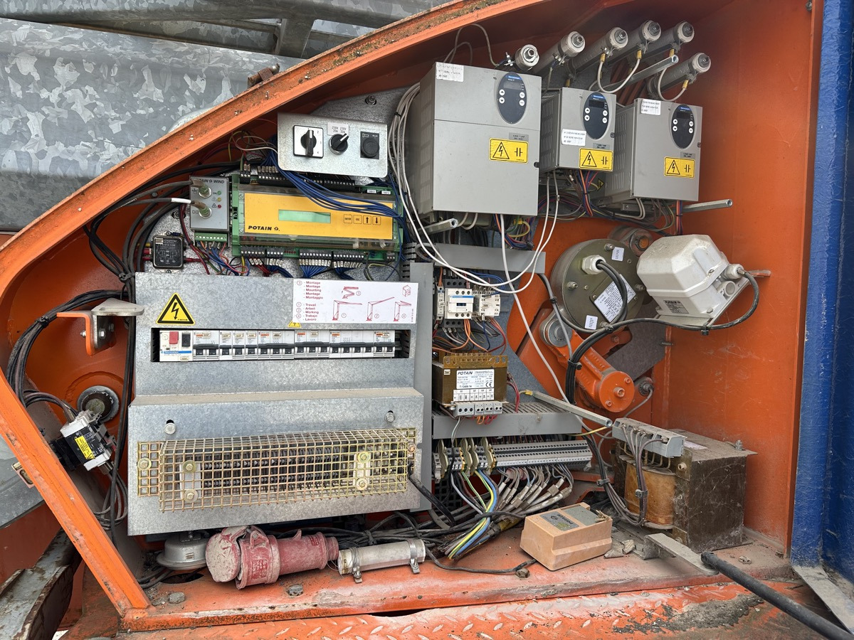 POTAIN IGO 13 - Самоиздигащ се кулокран: снимка 2 POTAIN IGO 13 - Самоиздигащ се кулокран: снимка 2