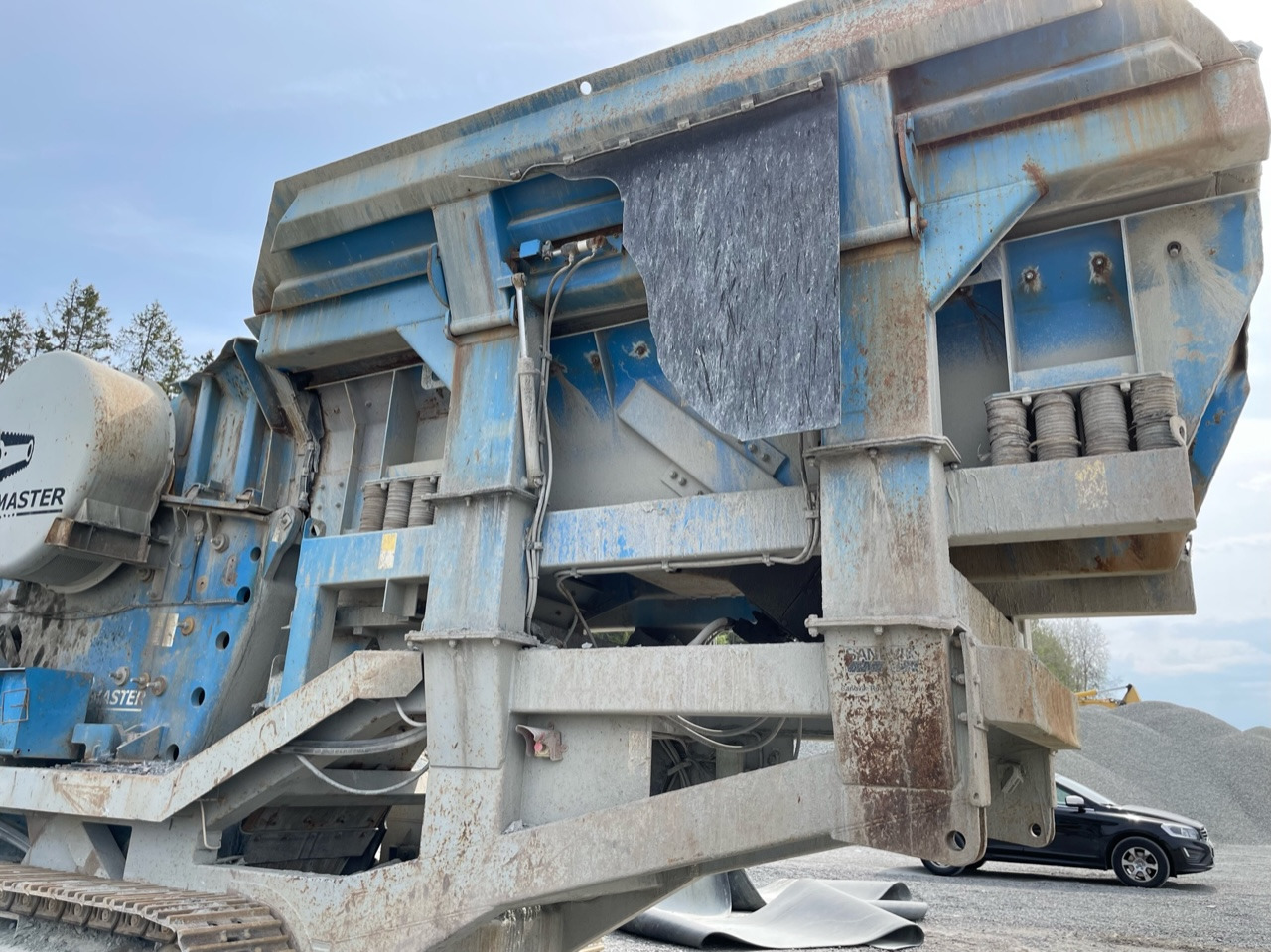 SANDVIK CM 1208 - Мобилна трошачка: снимка 2 SANDVIK CM 1208 - Мобилна трошачка: снимка 2