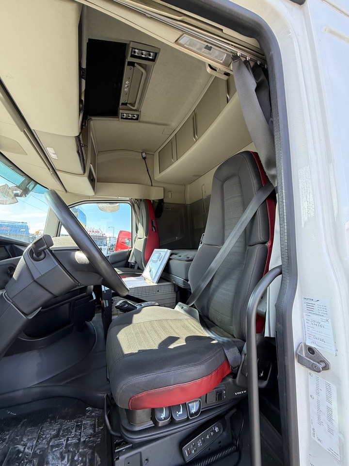 Volvo FH 500 6x2 - Влекач: снимка 5 Volvo FH 500 6x2 - Влекач: снимка 5