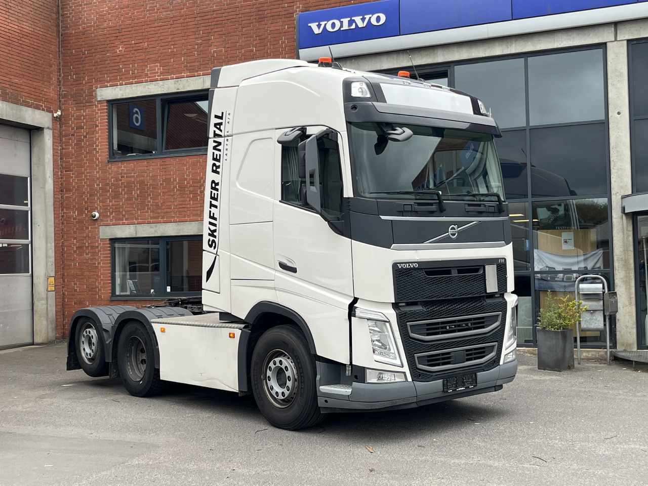 Volvo FH 500TC 6x2 - Влекач: снимка 1 Volvo FH 500TC 6x2 - Влекач: снимка 1