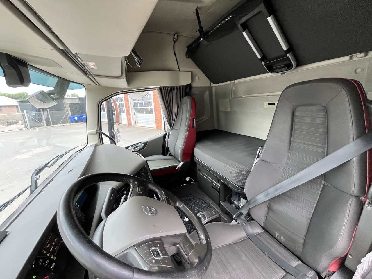Volvo FH 500TC 6x2 - Влекач: снимка 5 Volvo FH 500TC 6x2 - Влекач: снимка 5