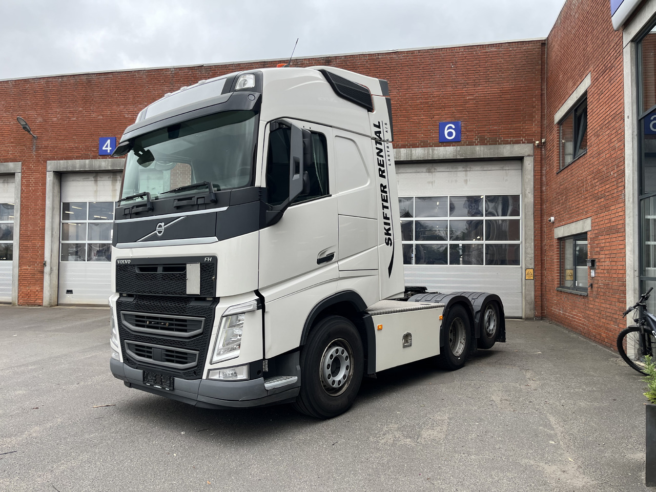 Volvo FH 500TC 6x2 - Влекач: снимка 2 Volvo FH 500TC 6x2 - Влекач: снимка 2