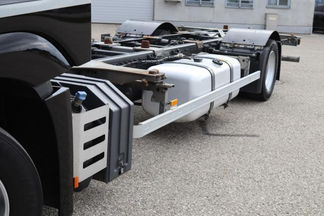 Mercedes-Benz Actros 1842 L nR - Контейнеровоз/ Сменна каросерия камион: снимка 4 Mercedes-Benz Actros 1842 L nR - Контейнеровоз/ Сменна каросерия камион: снимка 4