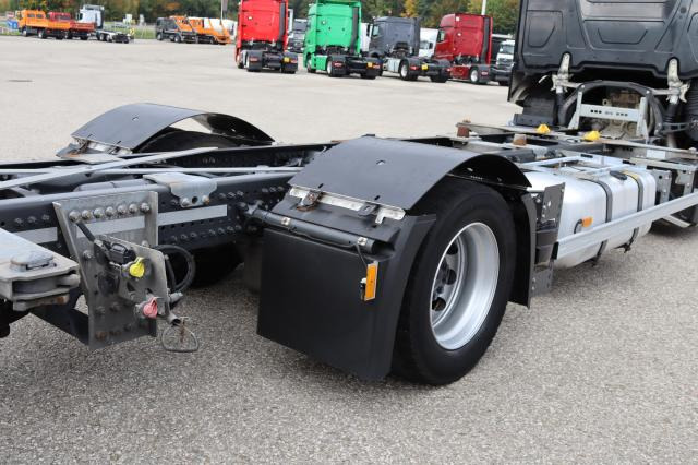 Mercedes-Benz Actros 1842 L nR - Контейнеровоз/ Сменна каросерия камион: снимка 5 Mercedes-Benz Actros 1842 L nR - Контейнеровоз/ Сменна каросерия камион: снимка 5