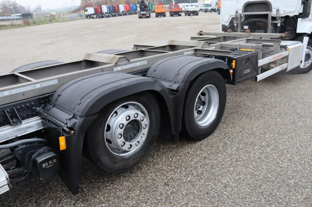 Mercedes-Benz Actros 2546 L - Контейнеровоз/ Сменна каросерия камион: снимка 5 Mercedes-Benz Actros 2546 L - Контейнеровоз/ Сменна каросерия камион: снимка 5