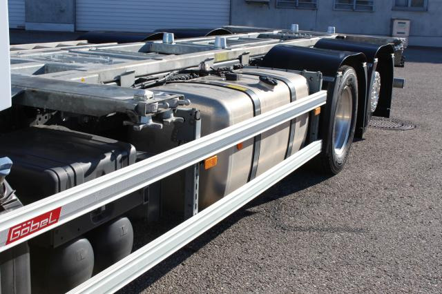 Mercedes-Benz Actros 2548LL HUBRAHMEN - Контейнеровоз/ Сменна каросерия камион: снимка 4 Mercedes-Benz Actros 2548LL HUBRAHMEN - Контейнеровоз/ Сменна каросерия камион: снимка 4