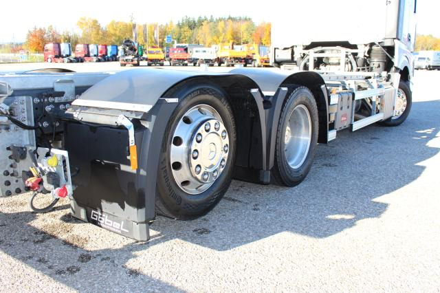 Mercedes-Benz Actros 2548LL HUBRAHMEN - Контейнеровоз/ Сменна каросерия камион: снимка 5 Mercedes-Benz Actros 2548LL HUBRAHMEN - Контейнеровоз/ Сменна каросерия камион: снимка 5