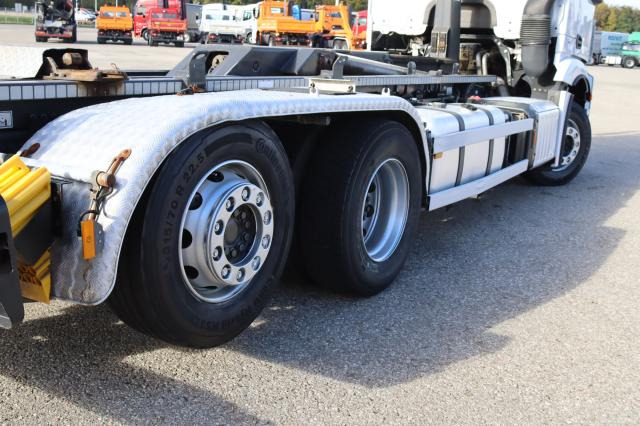 Mercedes-Benz Antos 2551 ENA - Мултилифт с кука камион: снимка 5 Mercedes-Benz Antos 2551 ENA - Мултилифт с кука камион: снимка 5