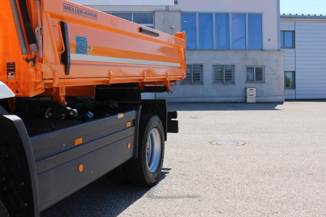 Mercedes-Benz Atego 1530AK VORFÜHRER - Самосвал камион: снимка 3 Mercedes-Benz Atego 1530AK VORFÜHRER - Самосвал камион: снимка 3