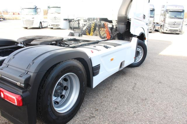 Mercedes-Benz Actros 1848 LS - Влекач: снимка 5 Mercedes-Benz Actros 1848 LS - Влекач: снимка 5