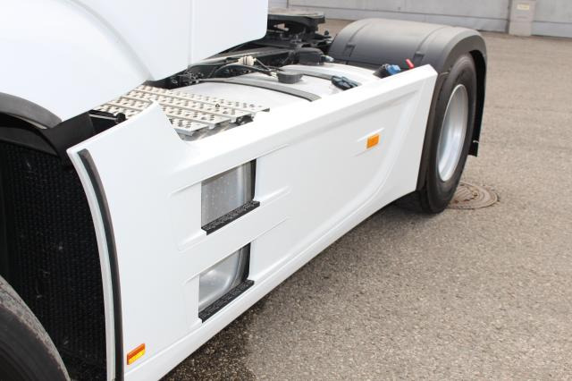 Mercedes-Benz Actros 1848 LS - Влекач: снимка 4 Mercedes-Benz Actros 1848 LS - Влекач: снимка 4
