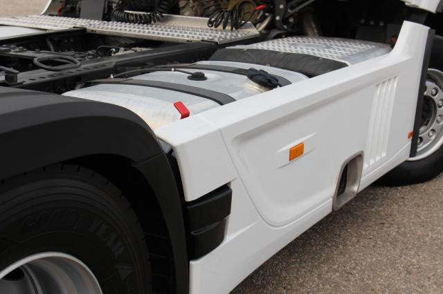 Mercedes-Benz Actros 1848 LS - Влекач: снимка 5 Mercedes-Benz Actros 1848 LS - Влекач: снимка 5