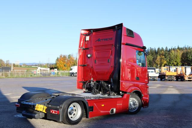 Mercedes-Benz Actros 1853 - Влекач: снимка 3 Mercedes-Benz Actros 1853 - Влекач: снимка 3