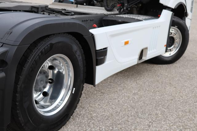 Mercedes-Benz Actros 1853 LS - Влекач: снимка 5 Mercedes-Benz Actros 1853 LS - Влекач: снимка 5