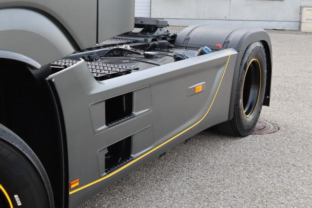 Mercedes-Benz Actros 1853LS EDITION - Влекач: снимка 4 Mercedes-Benz Actros 1853LS EDITION - Влекач: снимка 4