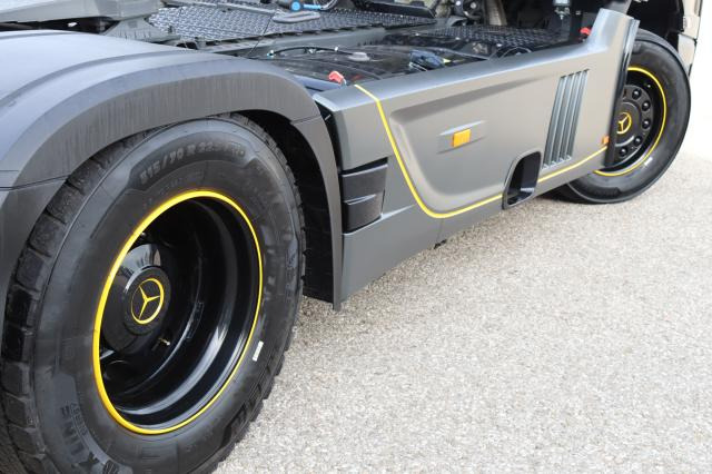 Mercedes-Benz Actros 1853LS EDITION - Влекач: снимка 5 Mercedes-Benz Actros 1853LS EDITION - Влекач: снимка 5