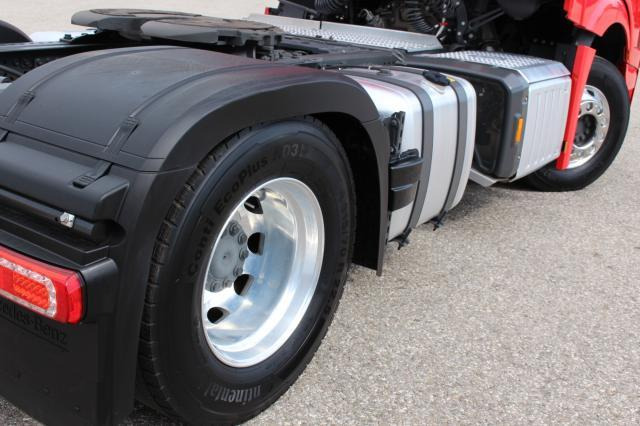 Mercedes-Benz Actros 1863LS NEUZUSTAND - Влекач: снимка 5 Mercedes-Benz Actros 1863LS NEUZUSTAND - Влекач: снимка 5