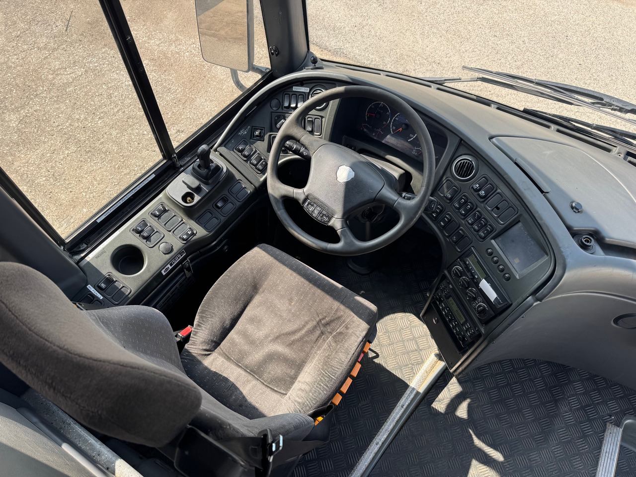 SCANIA OmniExpress 360 - Туристически автобус: снимка 5 SCANIA OmniExpress 360 - Туристически автобус: снимка 5