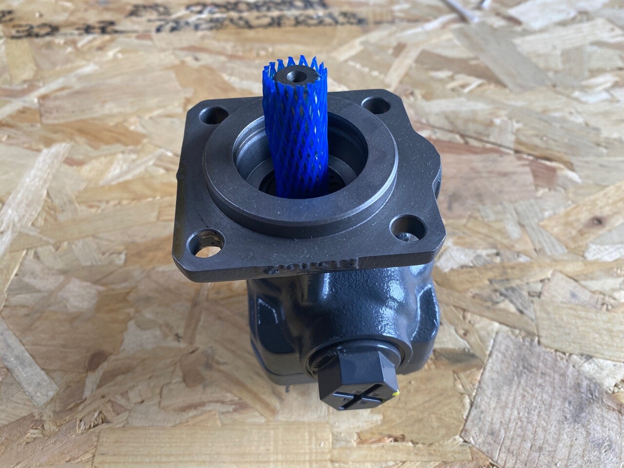 O&K Terex RH120 RH340 Lube oil pump 6000121 1461638 534-2058 - Резервни части за Камион: снимка 3 O&K Terex RH120 RH340 Lube oil pump 6000121 1461638 534-2058 - Резервни части за Камион: снимка 3