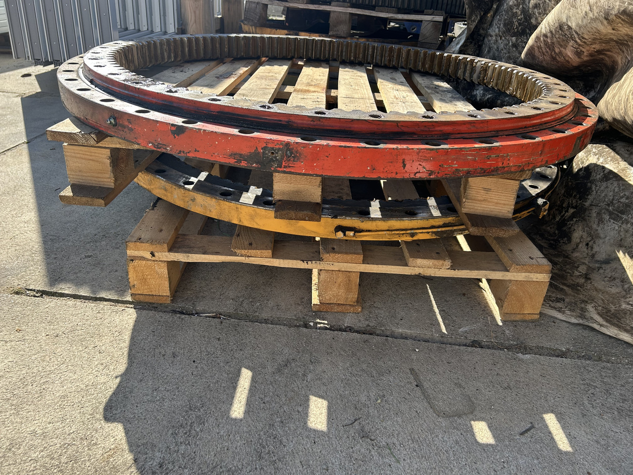 LIEBHERR 900C, 904C - Въртящ механизъм за Багер: снимка 2 LIEBHERR 900C, 904C - Въртящ механизъм за Багер: снимка 2