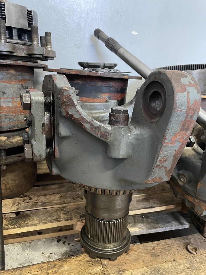 LIEBHERR A900C - Шенкел за Колесен багер: снимка 1 LIEBHERR A900C - Шенкел за Колесен багер: снимка 1