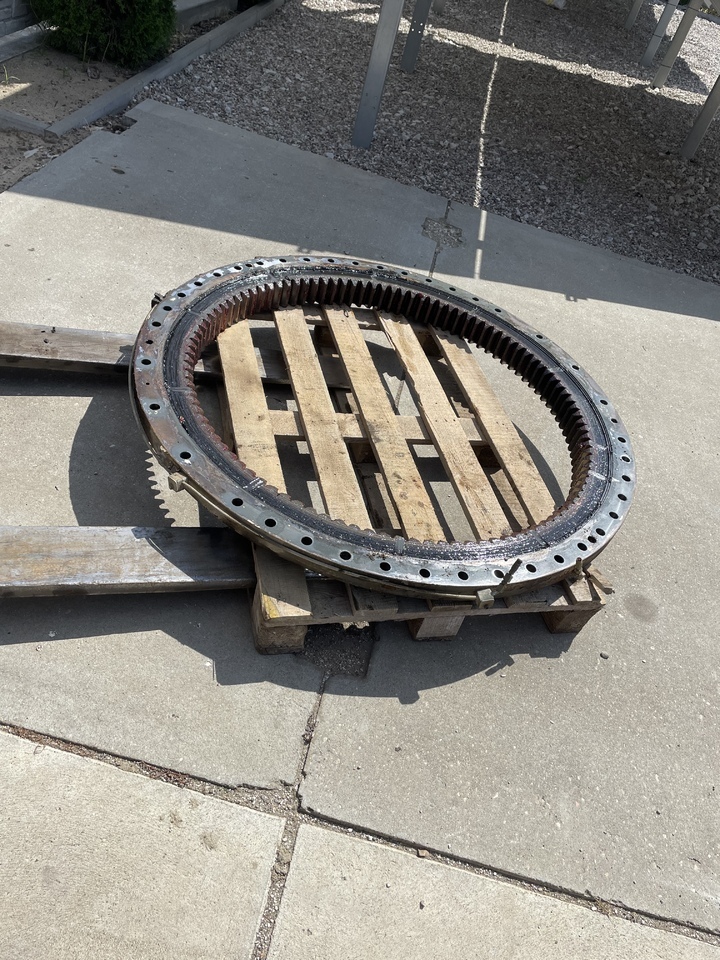 LIEBHERR R906 - Въртящ механизъм за Багер: снимка 1 LIEBHERR R906 - Въртящ механизъм за Багер: снимка 1