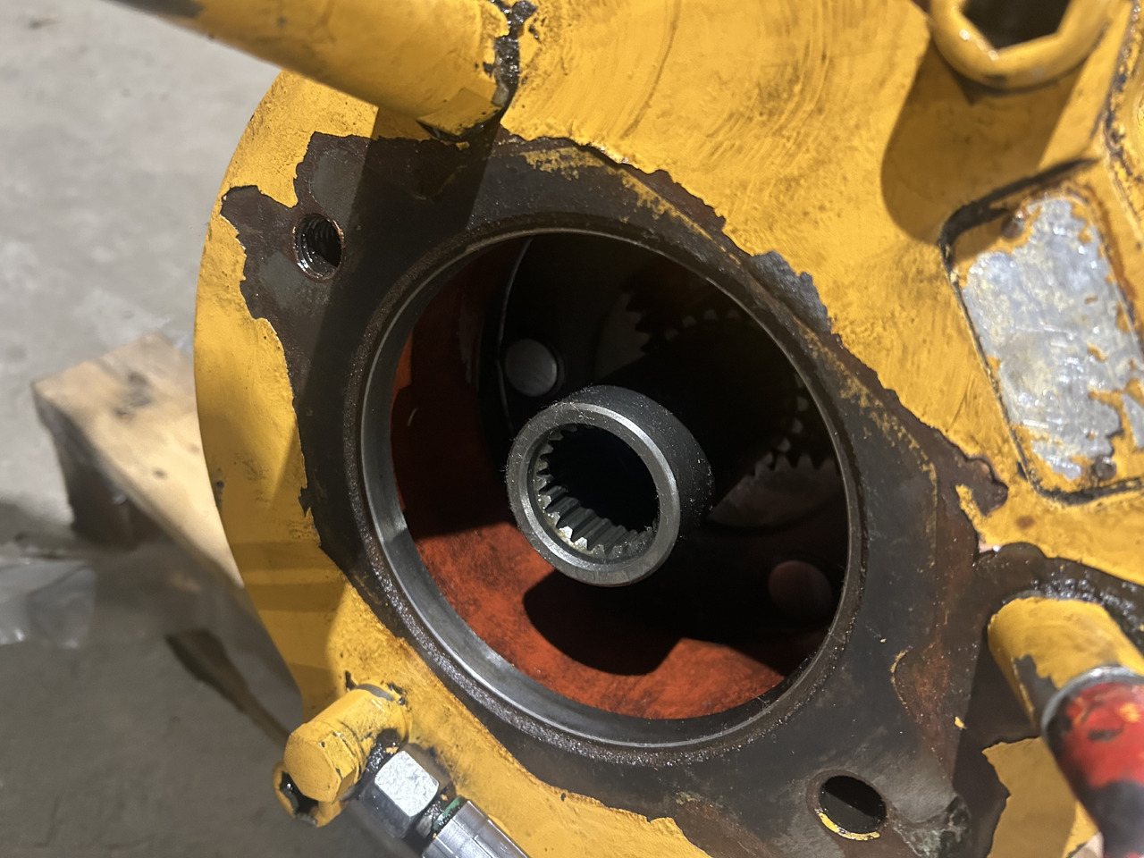 LIEBHERR R914 R924 - Редуктор на въртене за Багер: снимка 4 LIEBHERR R914 R924 - Редуктор на въртене за Багер: снимка 4