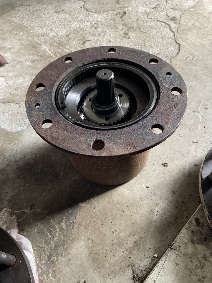 Zwolnica ZF APL-745 - Ос и части за Колесен багер: снимка 2 Zwolnica ZF APL-745 - Ос и части за Колесен багер: снимка 2