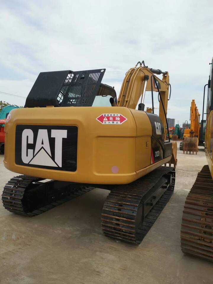 Caterpillar 312D - Верижен багер: снимка 2 Caterpillar 312D - Верижен багер: снимка 2