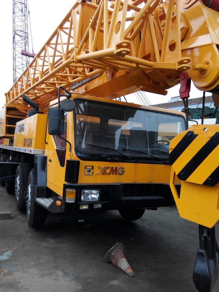 XCMG QY130K - Автокран: снимка 3 XCMG QY130K - Автокран: снимка 3