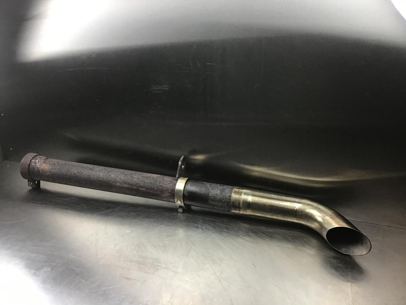 Liebherr A316 Li / A314 Li / A312 Li / A309 Li / A311 Li / R317 Li / R313 Li - Изпускателна тръба: снимка 1 Liebherr A316 Li / A314 Li / A312 Li / A309 Li / A311 Li / R317 Li / R313 Li - Изпускателна тръба: снимка 1