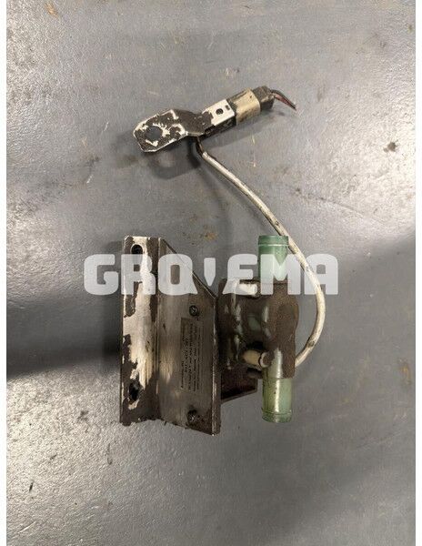 Liebherr A904C Li / A900C Li / A944C Li / A934C Li / A924B Li / R900C Li / R900B Li / A954B Li / A954C Li - Клапа: снимка 1 Liebherr A904C Li / A900C Li / A944C Li / A934C Li / A924B Li / R900C Li / R900B Li / A954B Li / A954C Li - Клапа: снимка 1