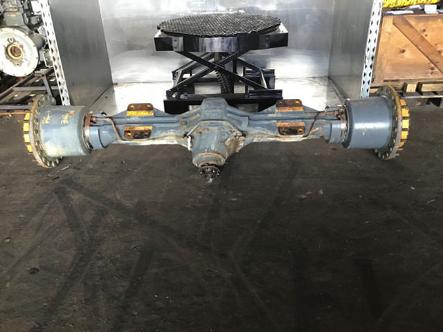 Liebherr Axle - Задна ос: снимка 1 Liebherr Axle - Задна ос: снимка 1
