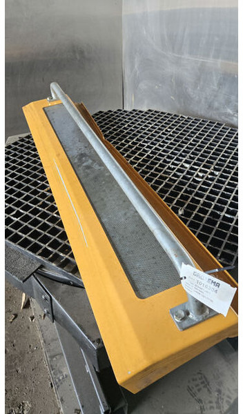 Liebherr Bonnet Left - Капо: снимка 1 Liebherr Bonnet Left - Капо: снимка 1