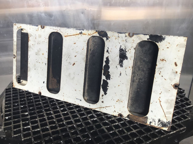 Liebherr Bonnet Right - Капо: снимка 1 Liebherr Bonnet Right - Капо: снимка 1
