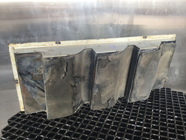 Liebherr Bonnet Right - Капо: снимка 1 Liebherr Bonnet Right - Капо: снимка 1