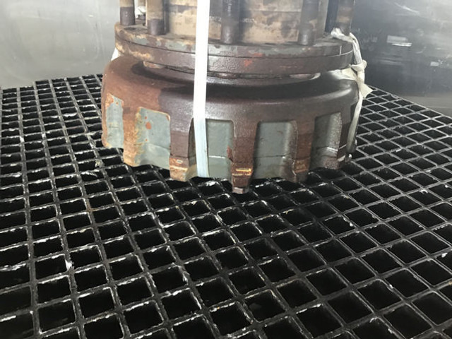 Liebherr Brake - Части на спирачната система: снимка 3 Liebherr Brake - Части на спирачната система: снимка 3