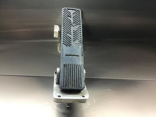 Liebherr Brake Pedal - Педал: снимка 5 Liebherr Brake Pedal - Педал: снимка 5
