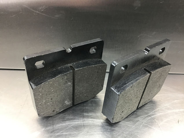 Liebherr Brake lining - Дискови накладки: снимка 3 Liebherr Brake lining - Дискови накладки: снимка 3