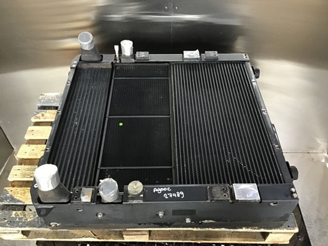 Liebherr Combined Radiator - Радиатор: снимка 3 Liebherr Combined Radiator - Радиатор: снимка 3