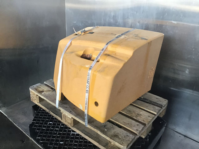 Liebherr Counterweight Right - Противовес за Строителна техника: снимка 2 Liebherr Counterweight Right - Противовес за Строителна техника: снимка 2