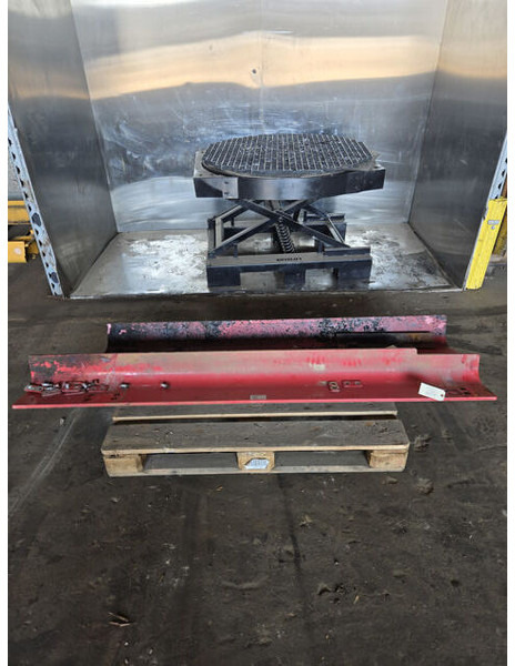 Liebherr Covering right - Броня: снимка 4 Liebherr Covering right - Броня: снимка 4