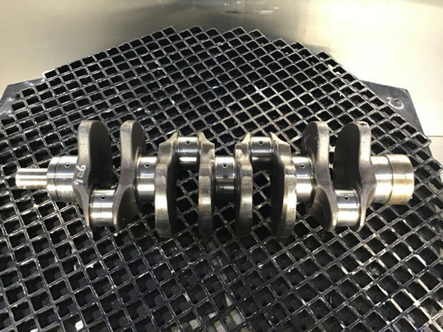Liebherr Crankshaft D904/D914 - Колянов вал: снимка 2 Liebherr Crankshaft D904/D914 - Колянов вал: снимка 2