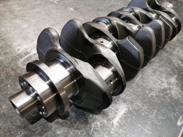 Liebherr Crankshaft D934S - Колянов вал: снимка 4 Liebherr Crankshaft D934S - Колянов вал: снимка 4