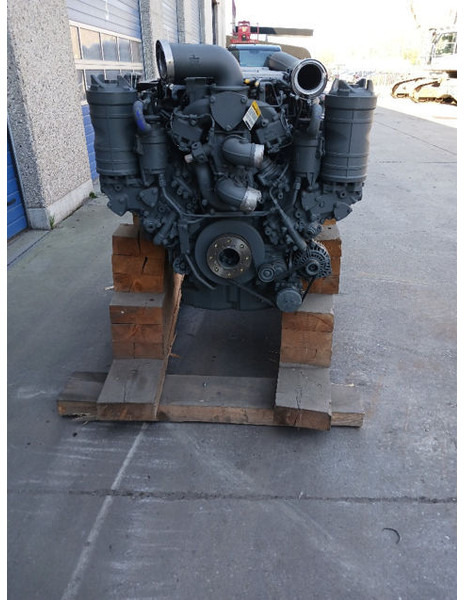 Liebherr D9508 A7-00 - Двигател: снимка 4 Liebherr D9508 A7-00 - Двигател: снимка 4