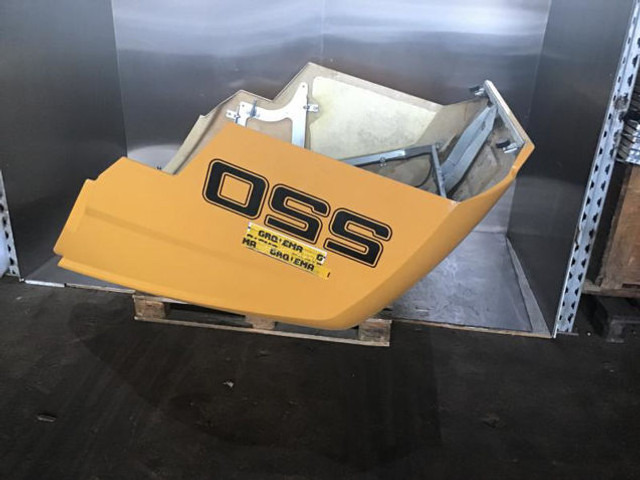 Liebherr Engine Hood - Броня: снимка 5 Liebherr Engine Hood - Броня: снимка 5